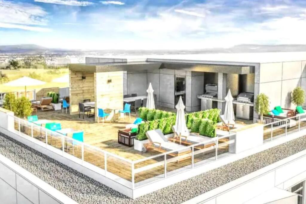 Apartment Good Vibes Only -modern And Spacious 2 Bedroom 4 Beds Free Parking, Gym Quebec City