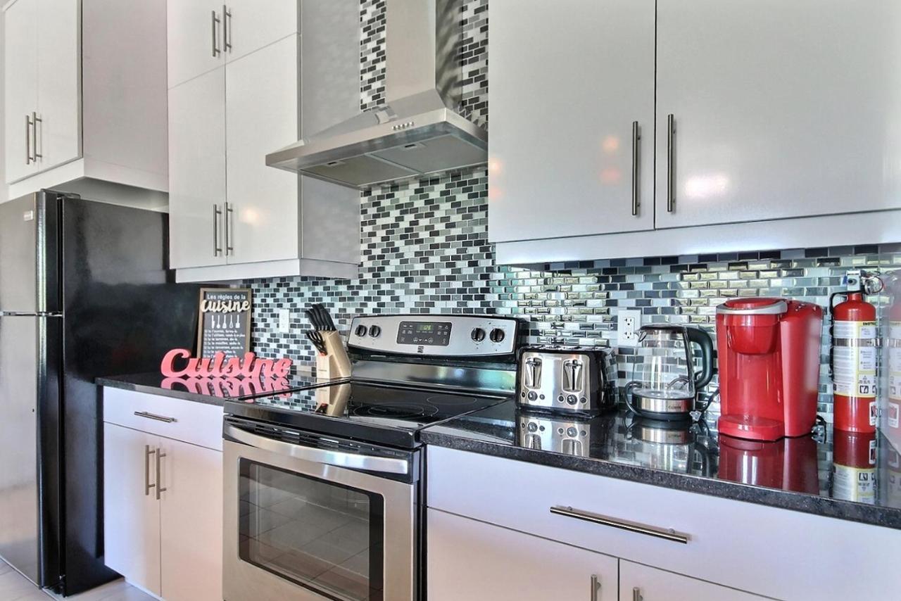 Good Vibes Only -modern And Spacious 2 Bedroom 4 Beds Free Parking, Gym Apartment Quebec City